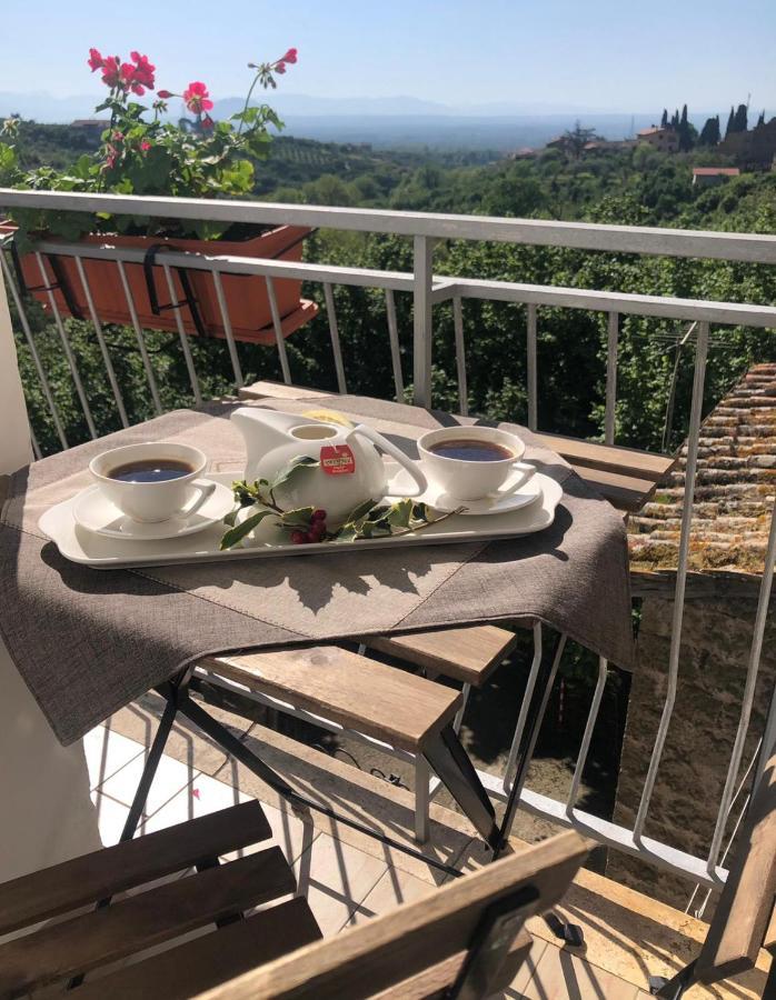 Fiori E Farfalle Apartment كابرارولا المظهر الخارجي الصورة