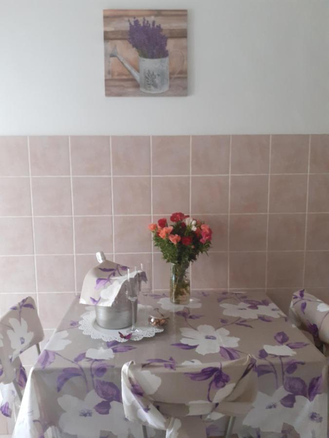 Fiori E Farfalle Apartment كابرارولا المظهر الخارجي الصورة